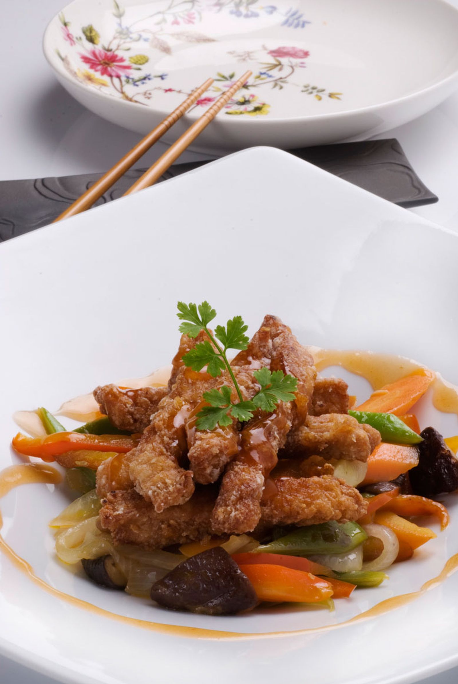 Cerdo con verduras y salsa agridulce