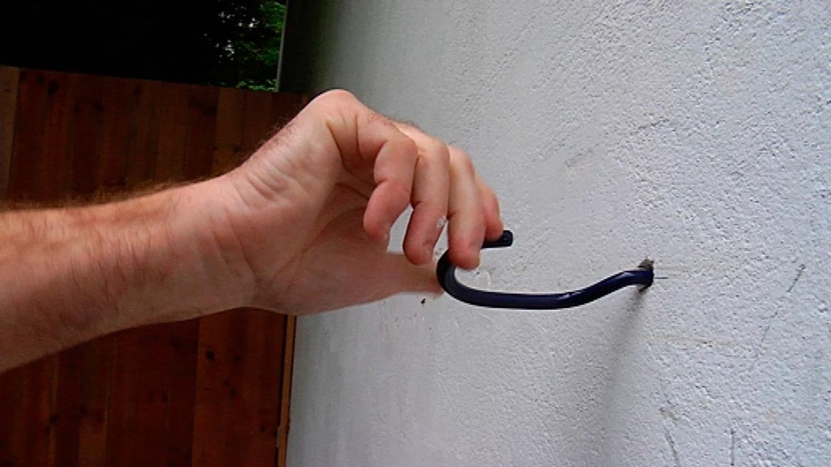 Cómo hacer un sistema de riego por goteo paso 10