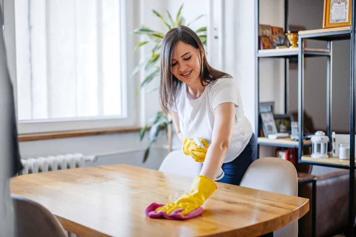 El aceite de linaza también se usa como abrillantador de madera