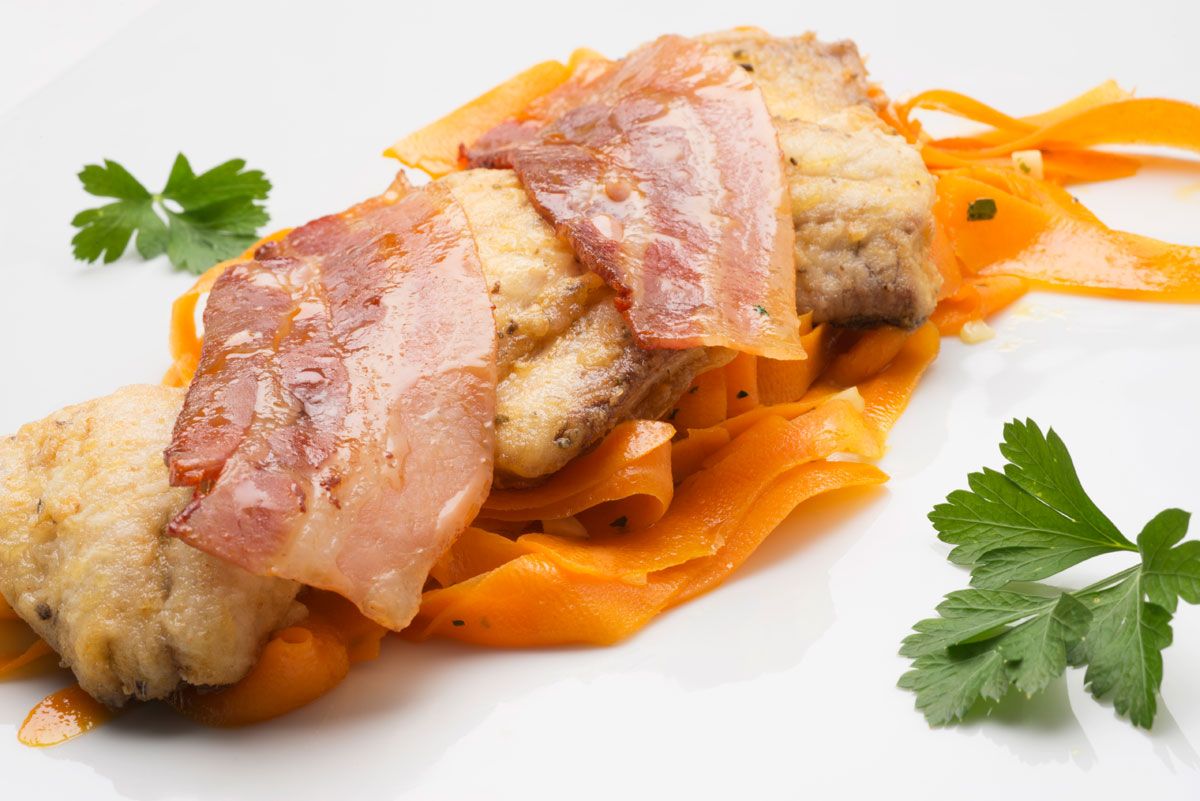 5259 Chicharro con zanahorias salteadas (644) xl