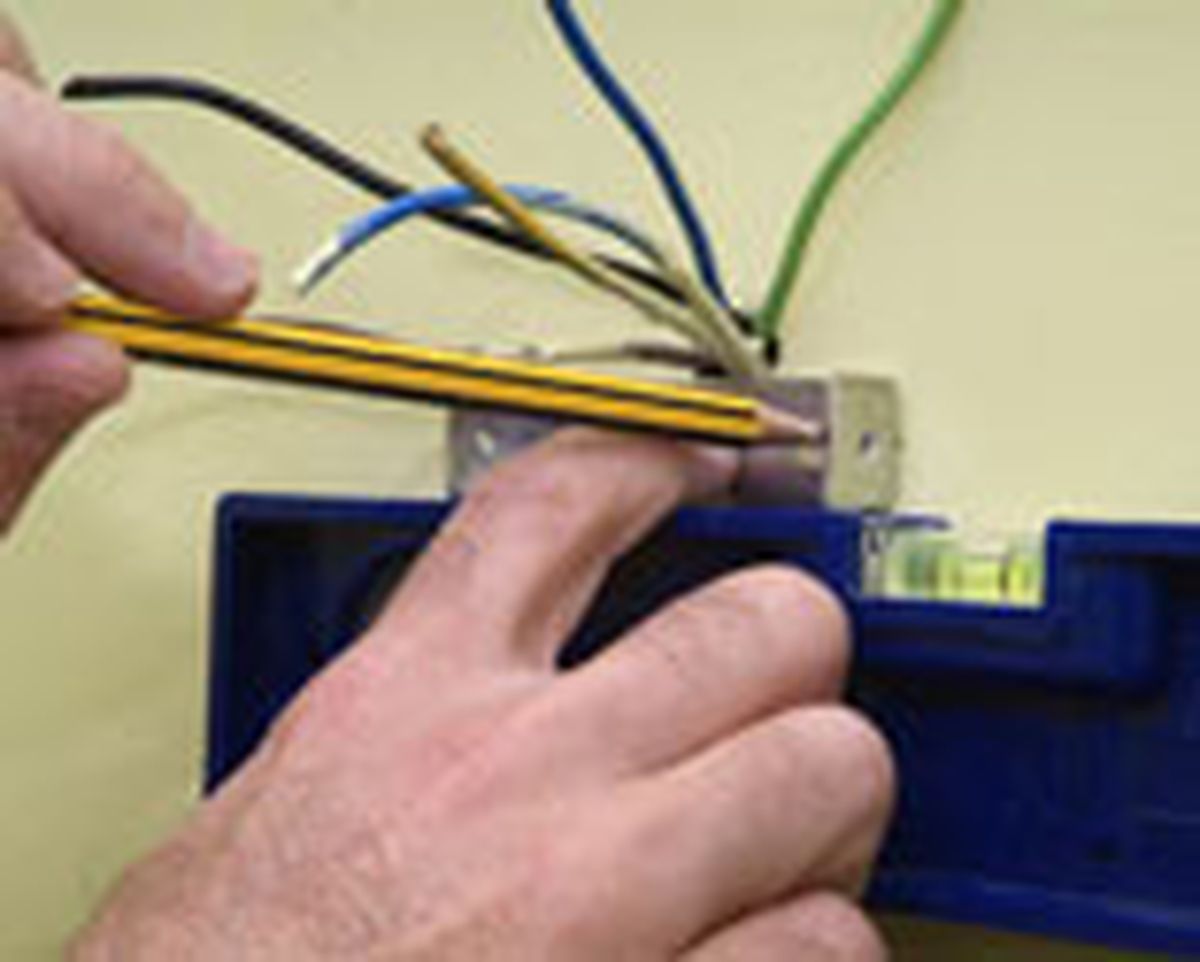 453 inst luz cuad p04