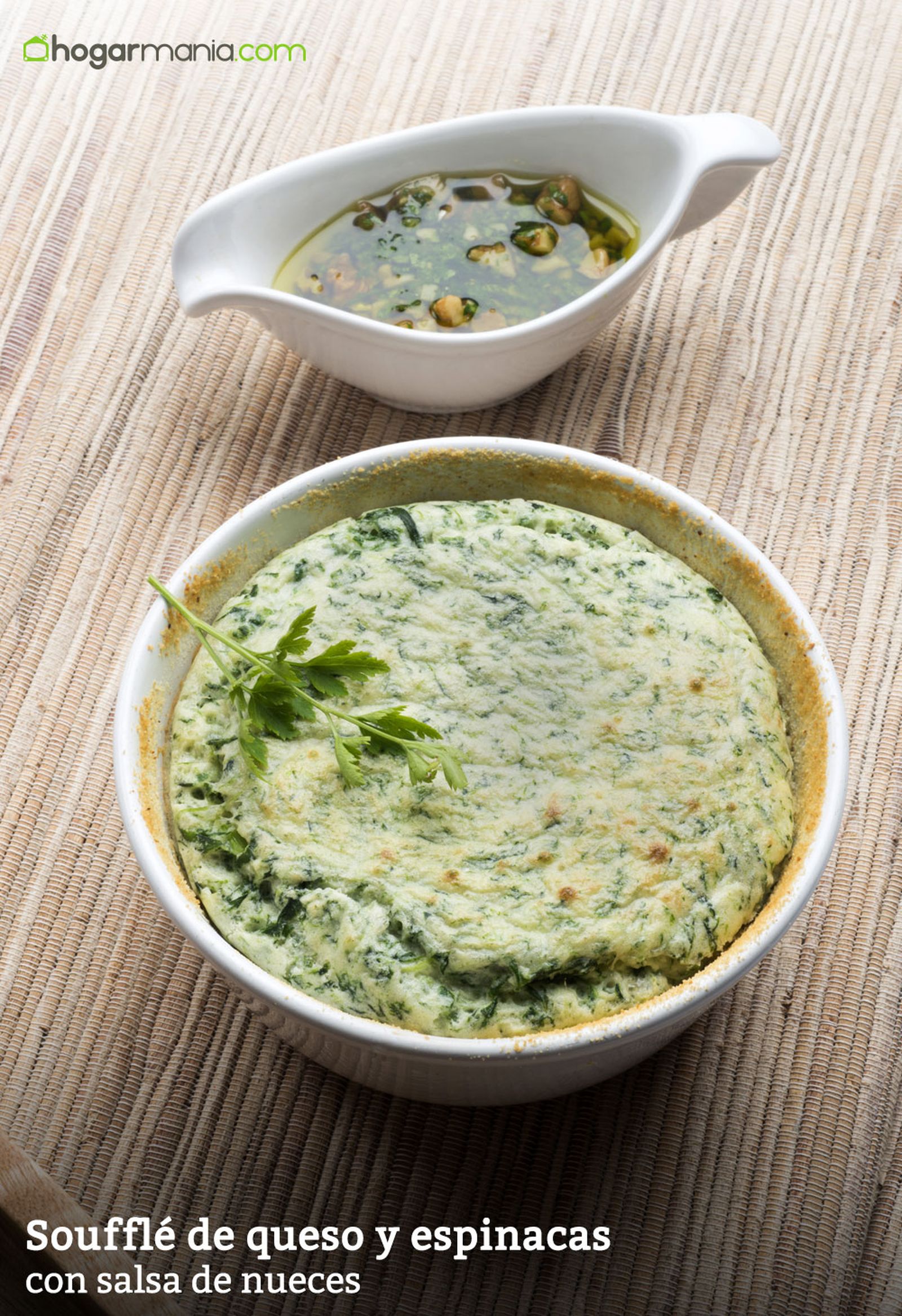 HCTU0346 Souffle de queso y espinacas con salsa de nueces vertical xl