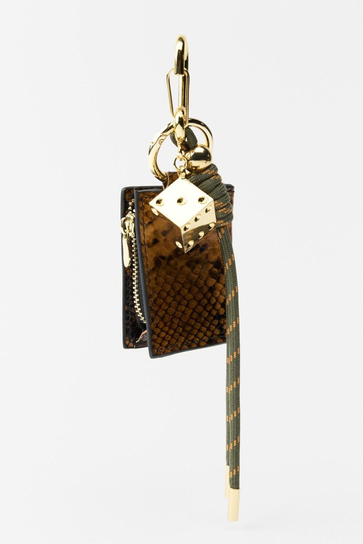 Llavero multicharms con carterita  y dado de la suerte