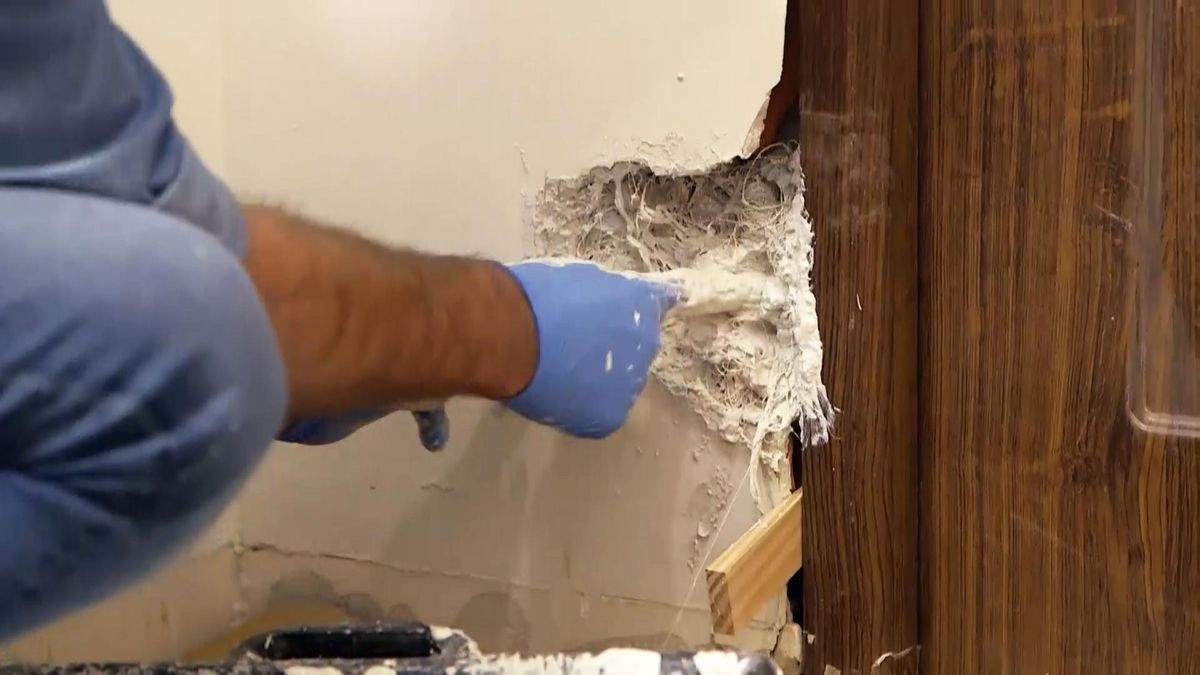 973 instalar puerta metalica paso 9