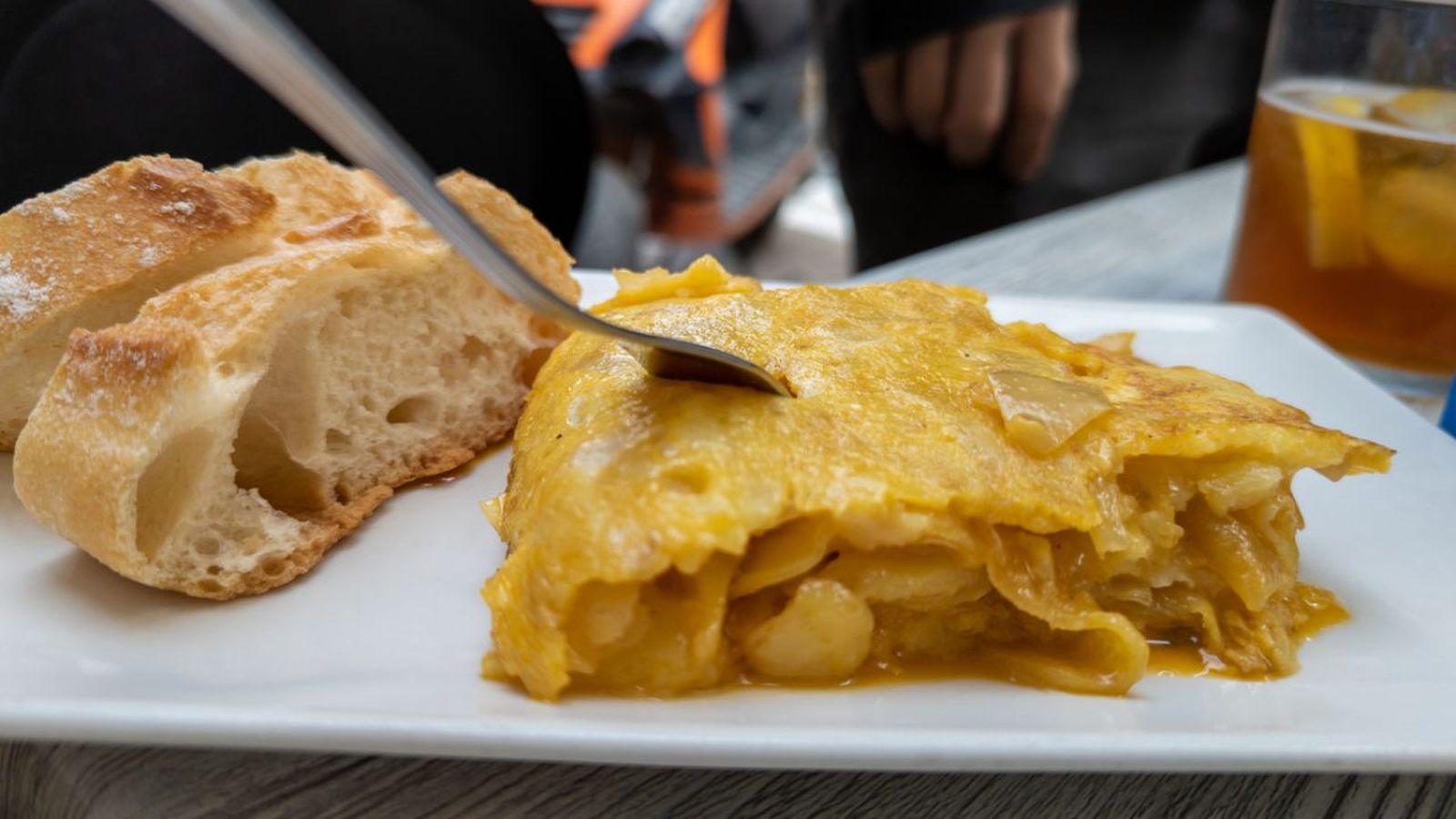El CIS ha dejado claro cómo es la tortilla de patatas preferida de los españoles