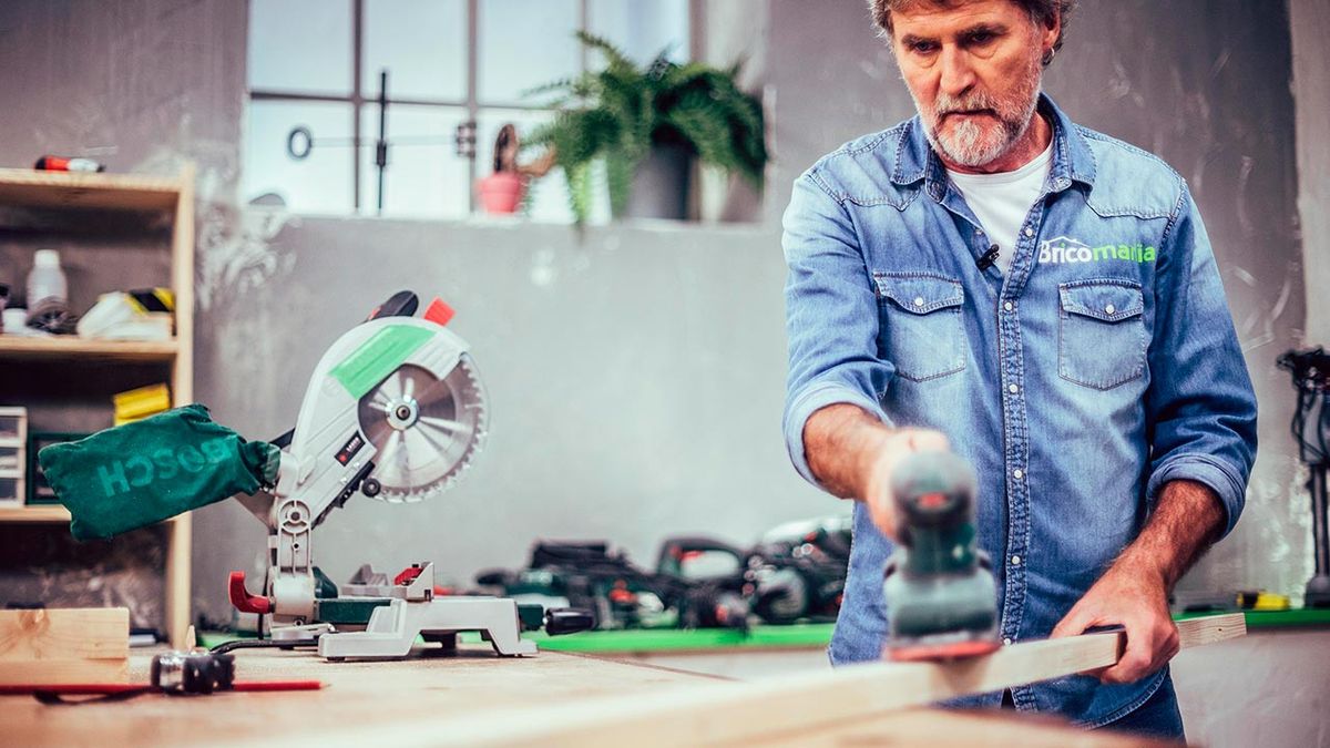 Cómo hacer un cabecero de cama con listones de madera paso 8