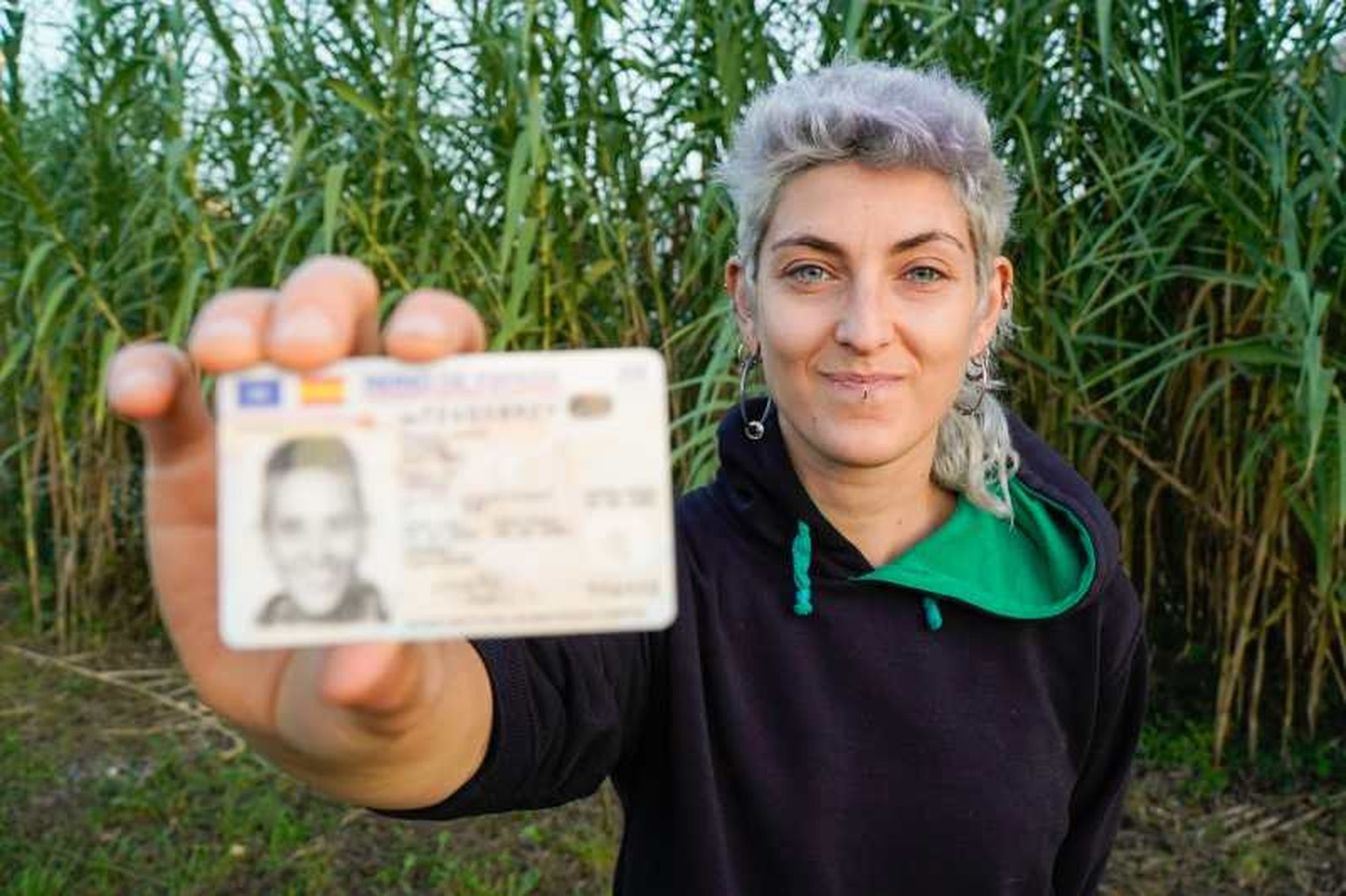 El solicitante debe demostrar una buena conducta cívica para obtener la nacionalidad