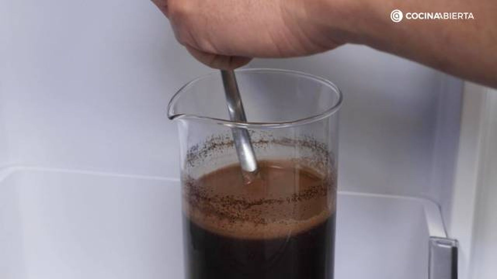 Marcilla cold brew paso 3