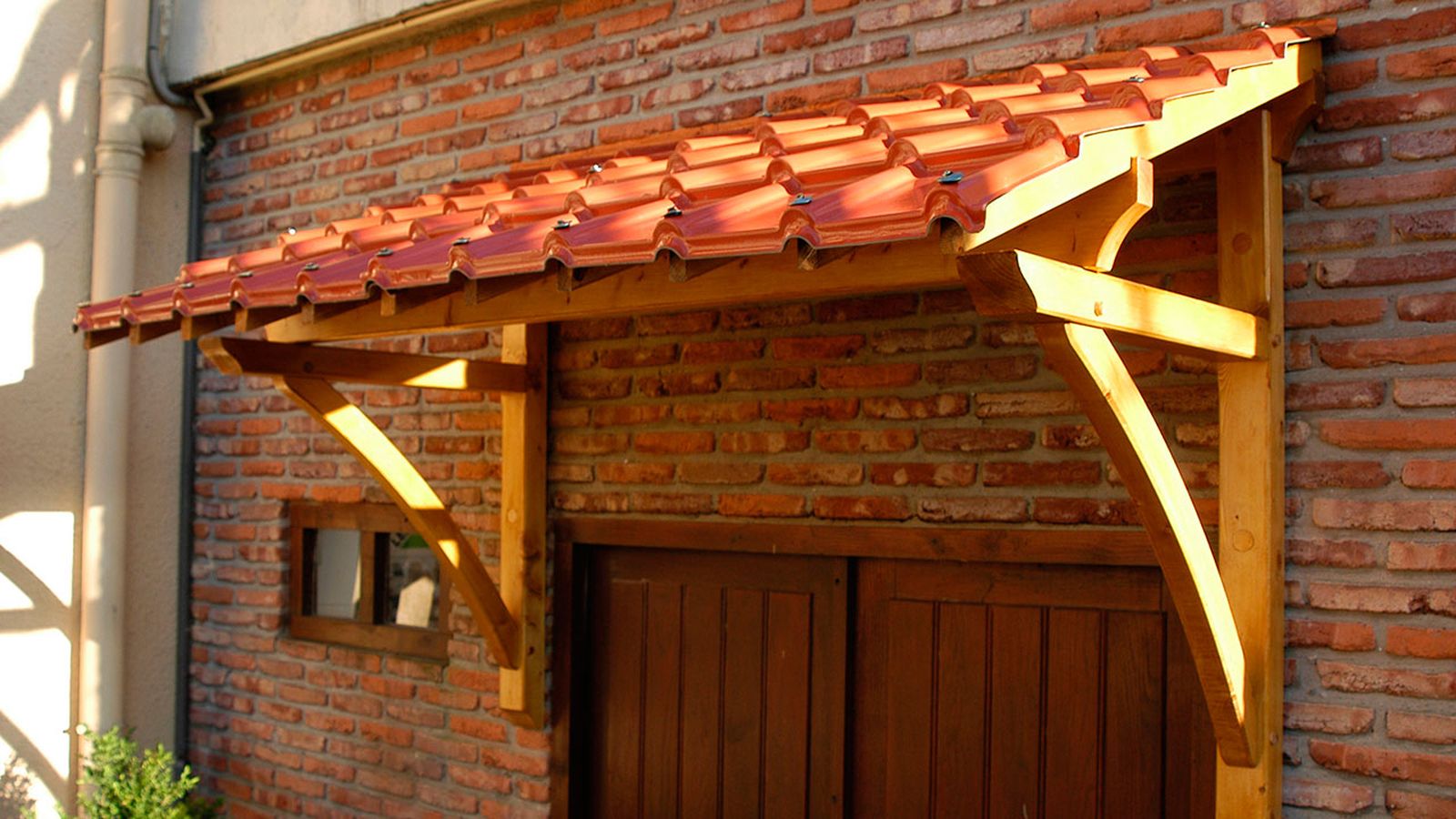 Cómo instalar un tejadillo