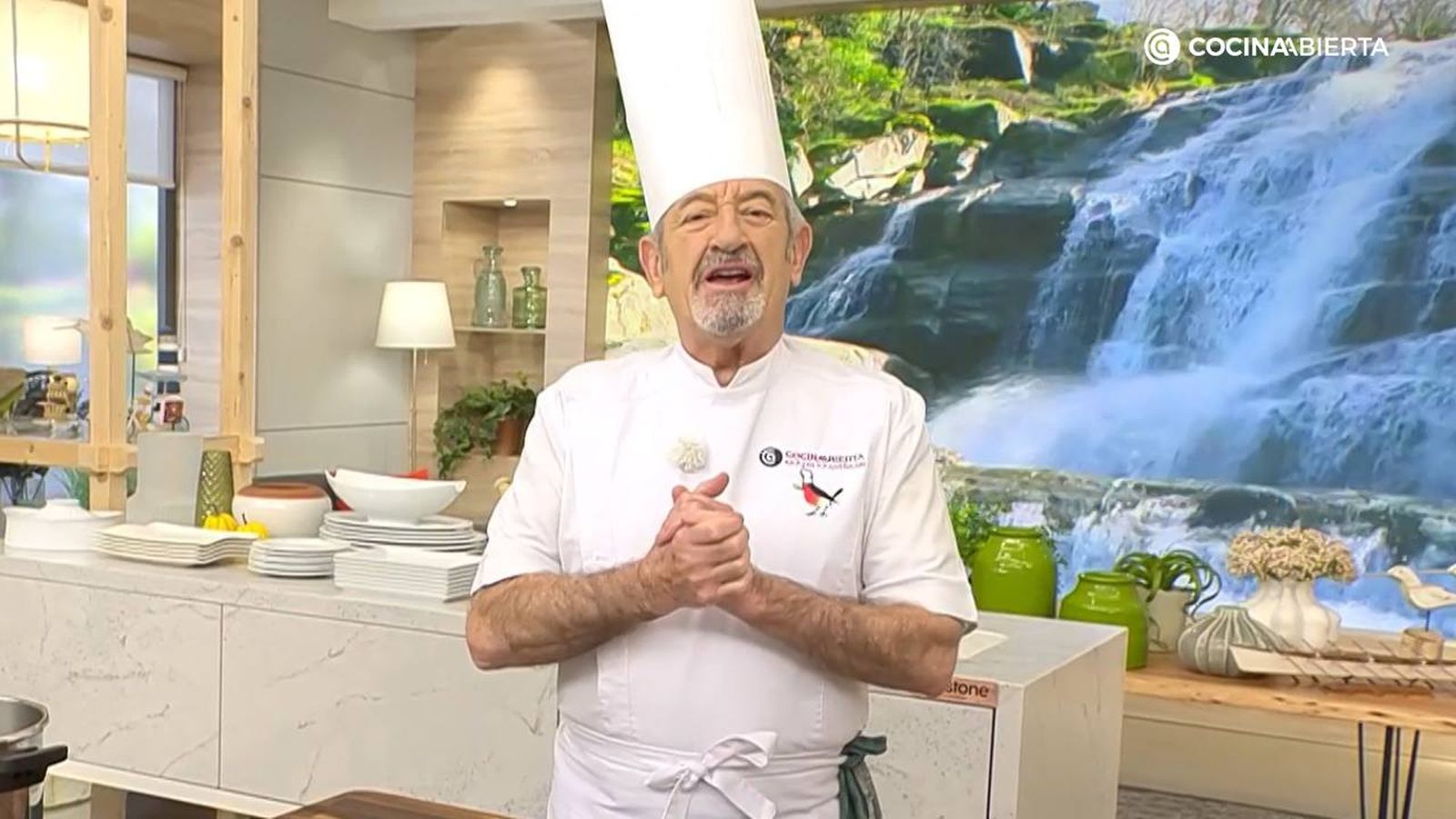 Apunta los alimentos básicos que Karlos Arguiñano recomienda tener siempre en la despensa