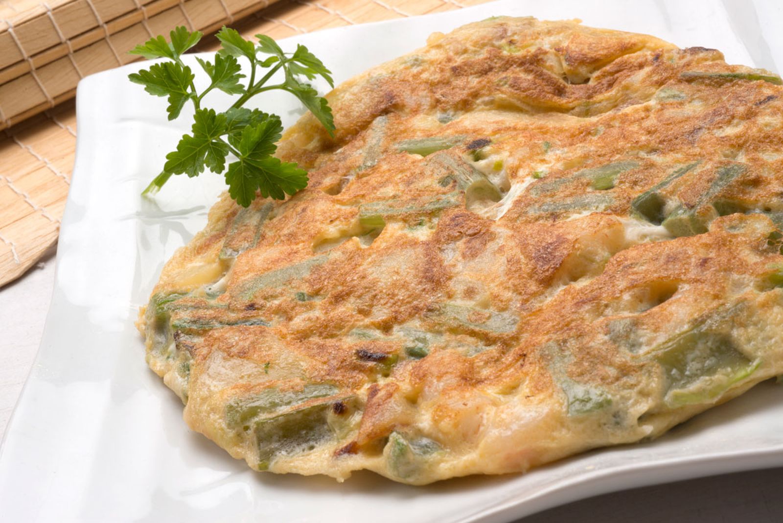 5337 1 Tortilla de borraja, ajos frescos y gambas (722) xl