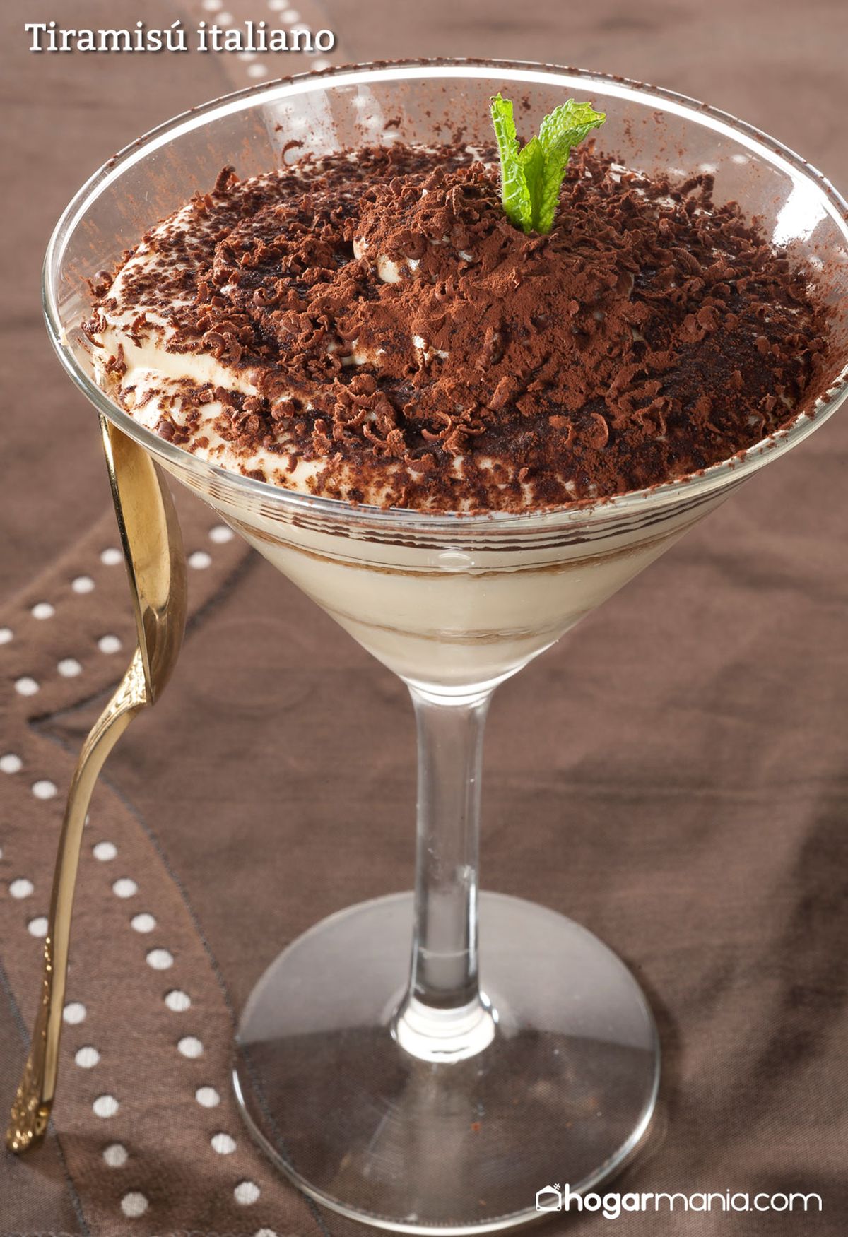 Tiramisú italiano vertical