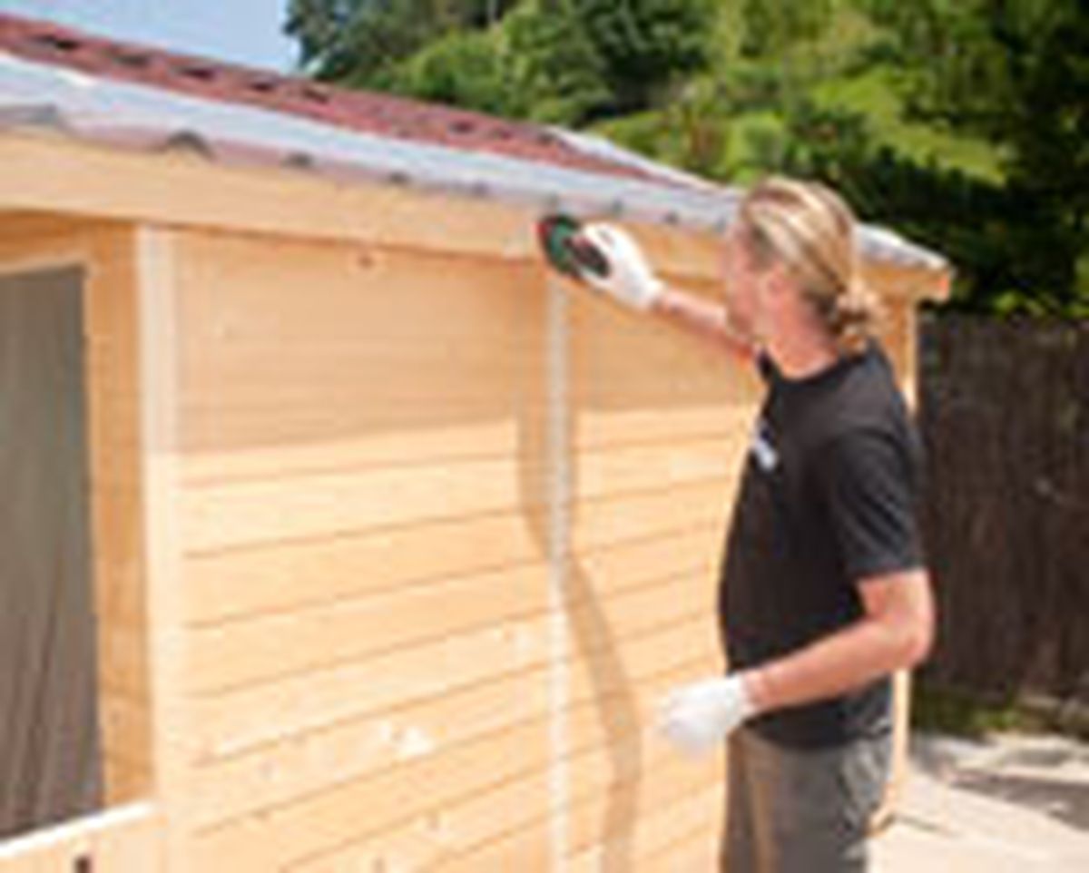 brico 655 pintar caseta madera paso 9