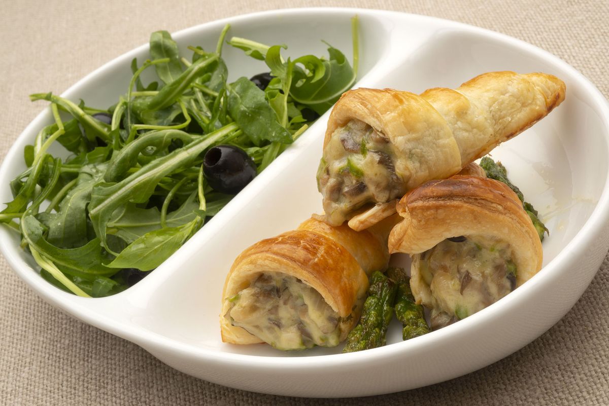 6168 1 Hojaldres de verduras con bechamel xl