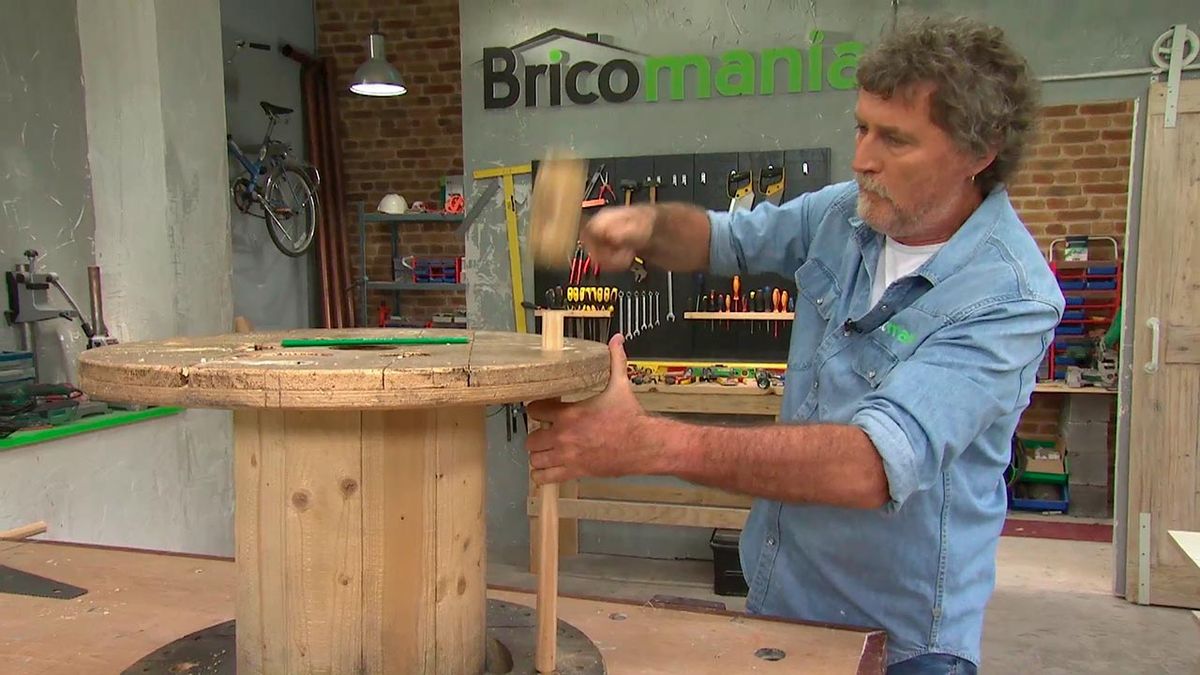Como hacer una mesa con una bobina paso 3