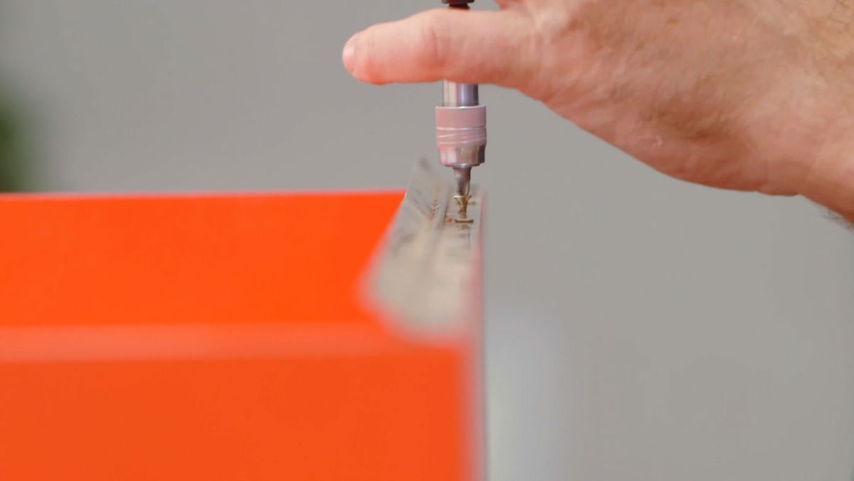 Cómo hacer un zapatero con forma de caja de zapatillas paso 12