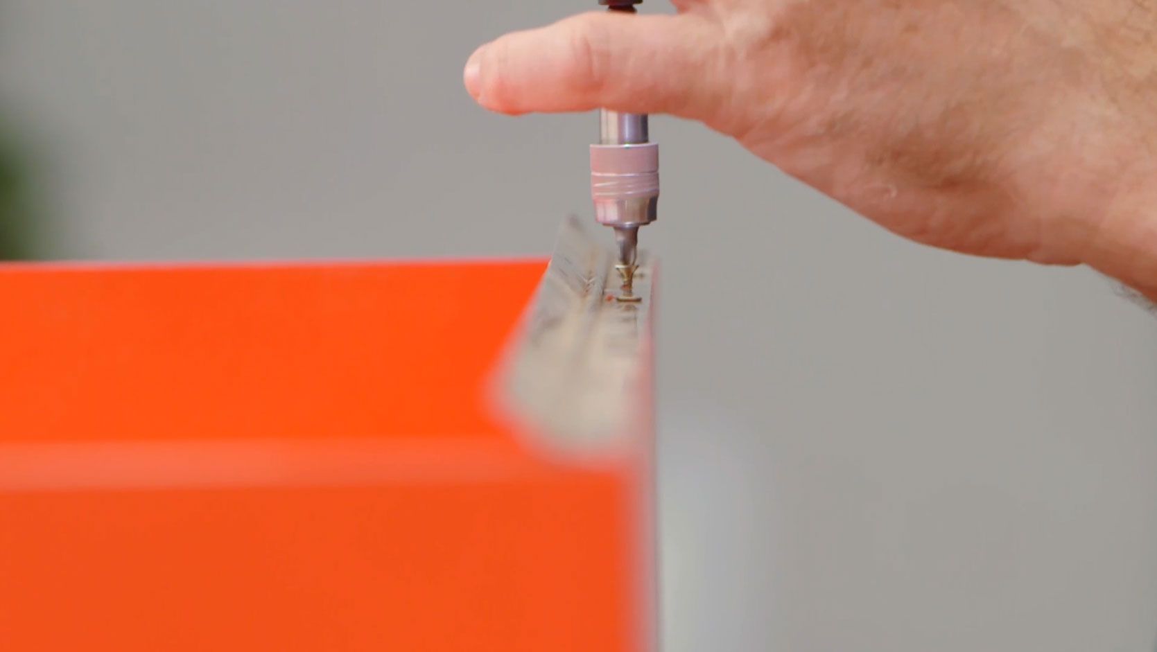 Cómo hacer un zapatero con forma de caja de zapatillas paso 12