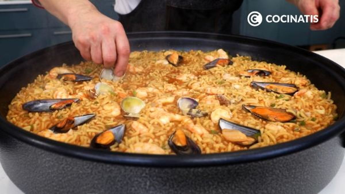 receta de fideua de marisco paso 4