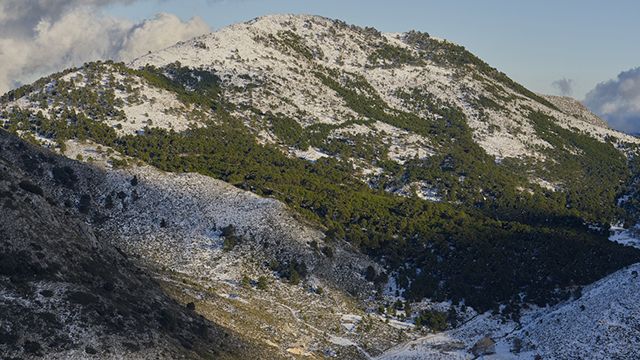 montana de abanto de parauta en el parque nacional de la Sierra de las ieves