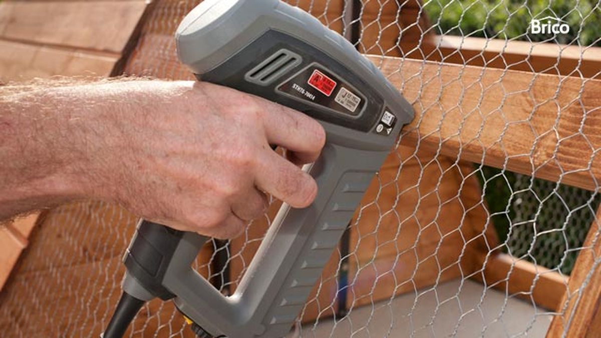 Bricomania 704 gallinero movil p15