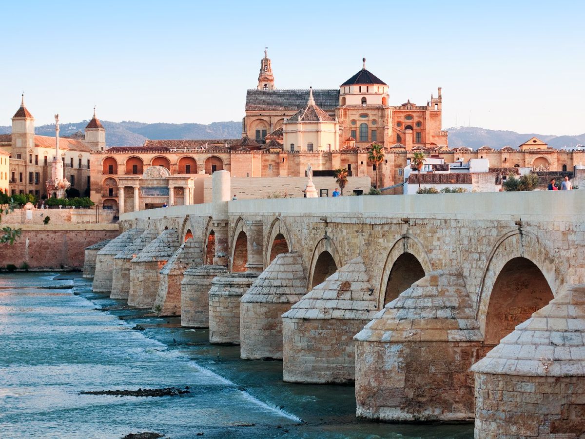Puente romano y Mezquita-Catedral de Córdoba