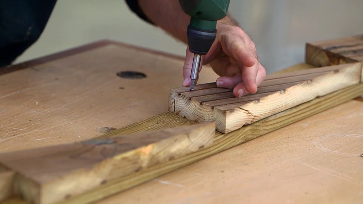 BRIC0957NV18 escalera exterior paso6