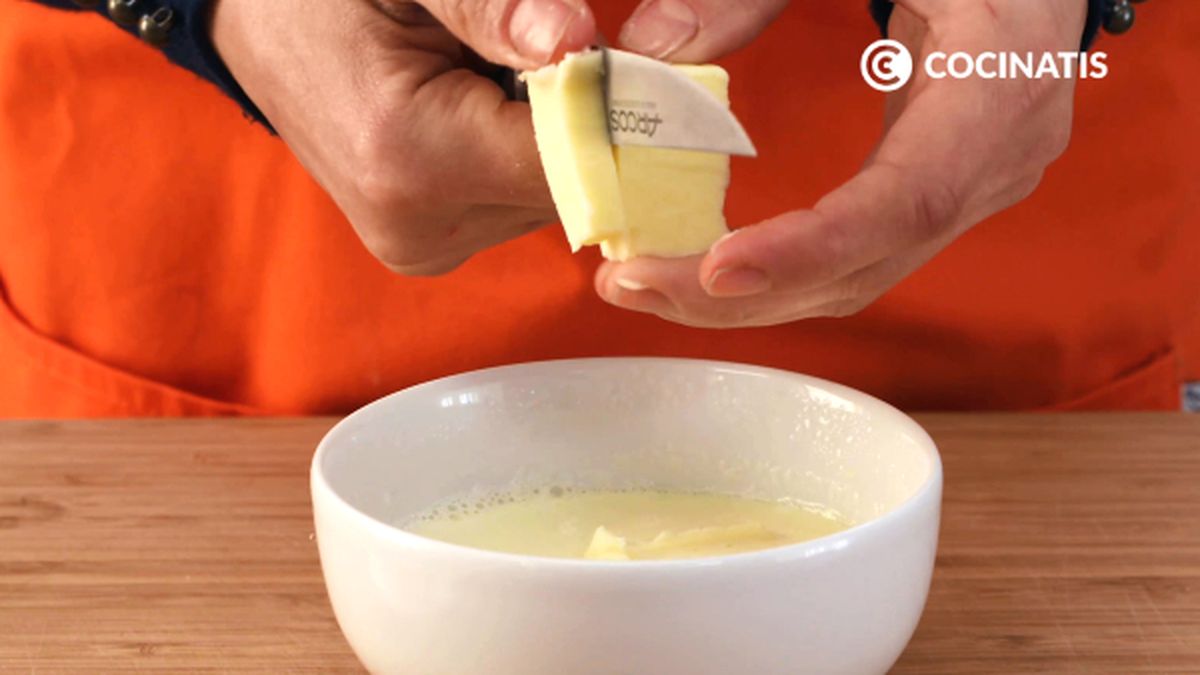 Receta de bollos suecos de Santa LucÃ­a  paso 3