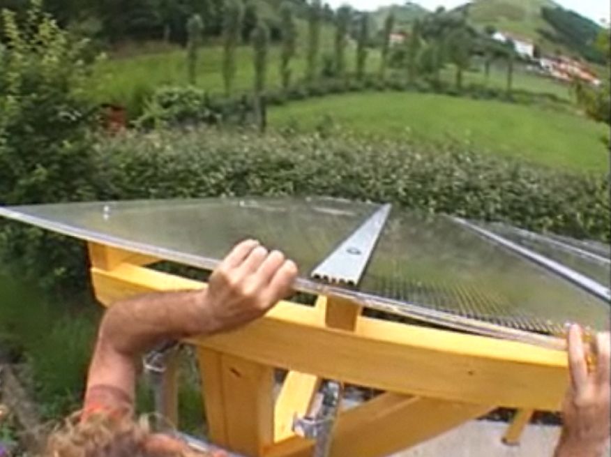 Cubierta de policarbonato para pérgola paso 6