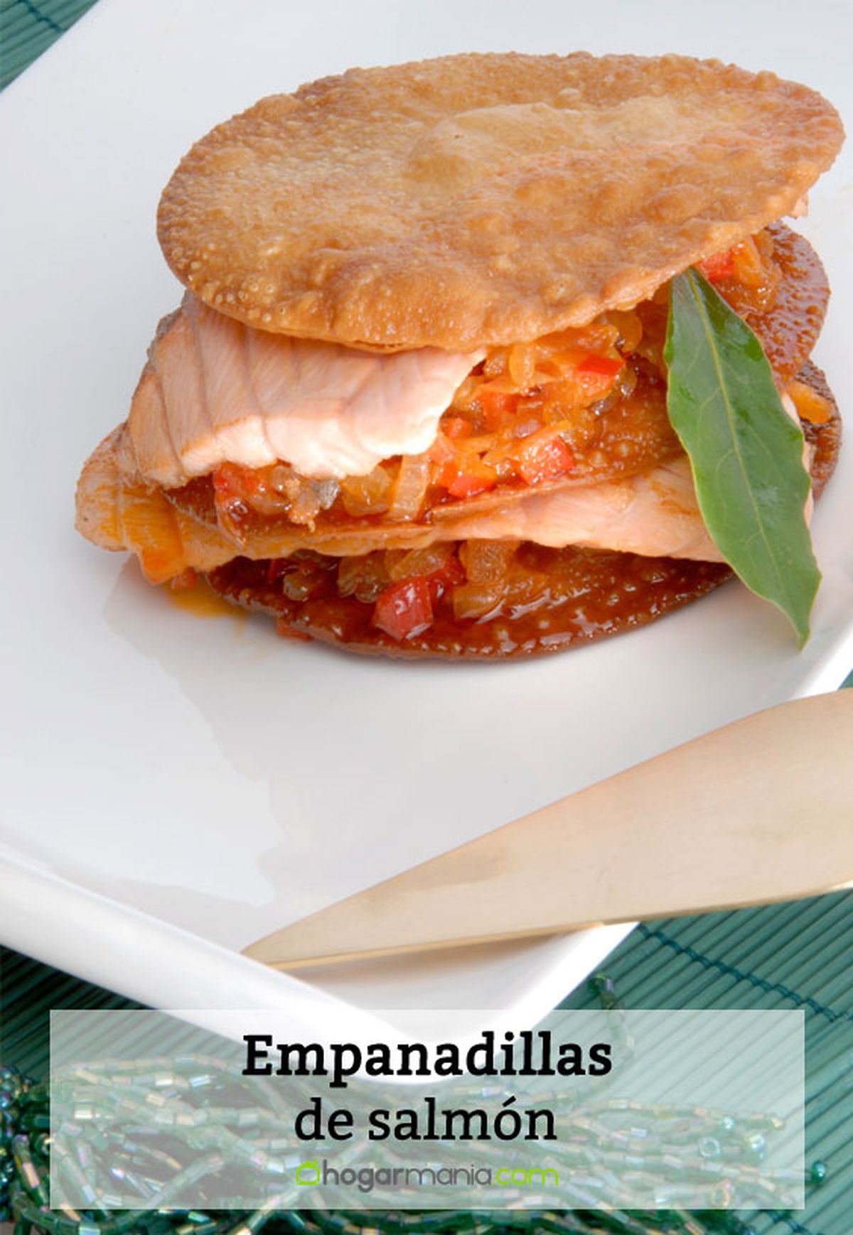 empanadillas salmon pin