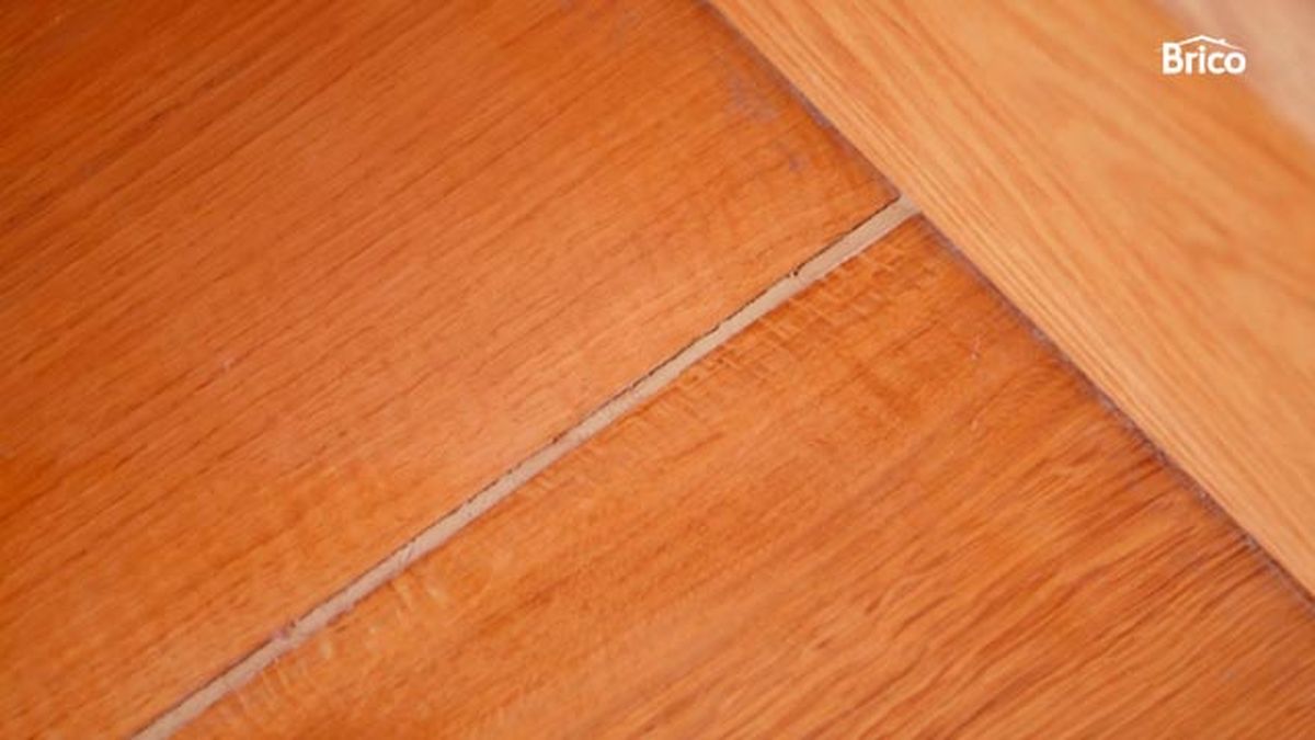 Sellado de juntas en suelo de madera paso 15
