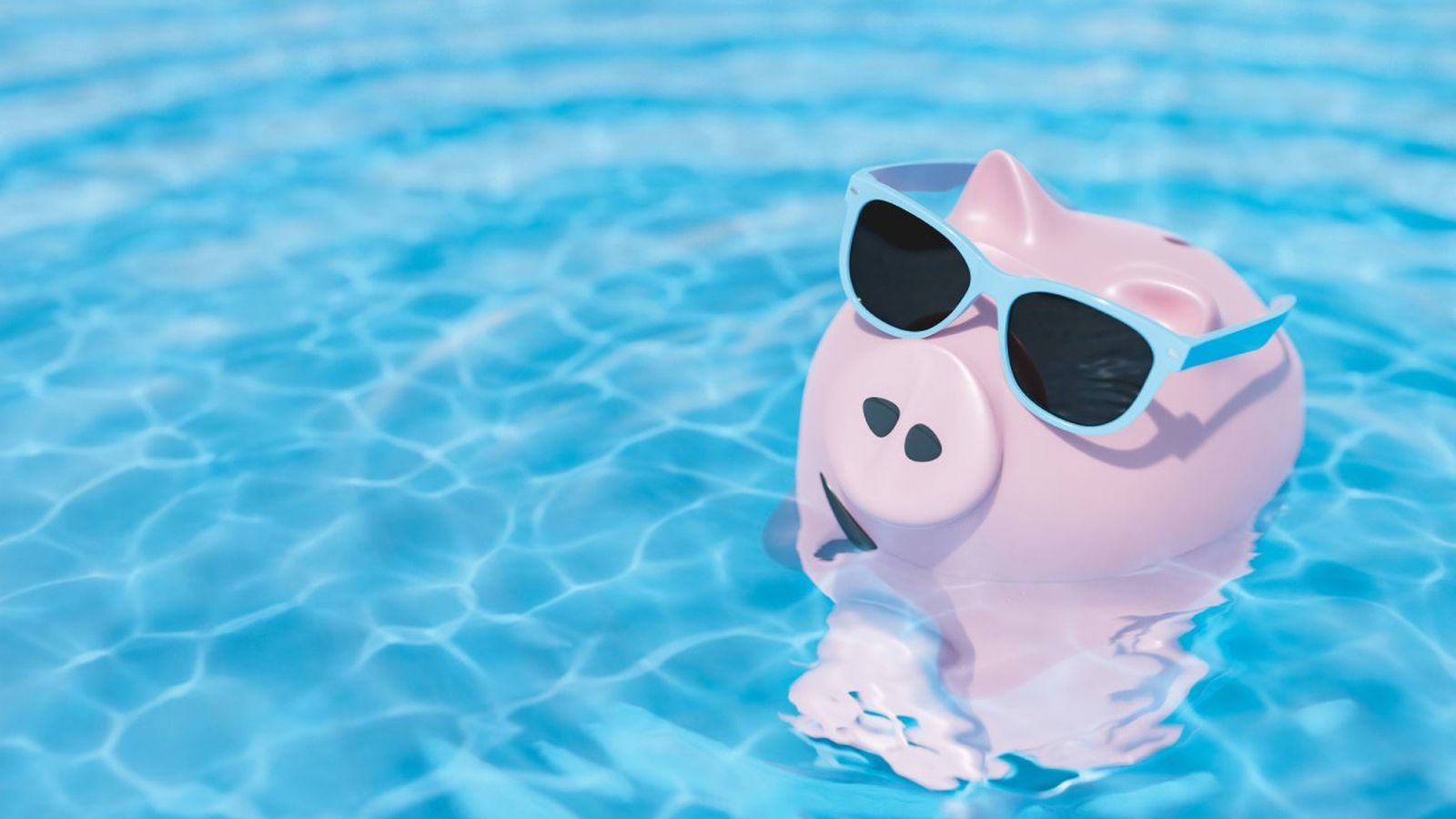 Consejos para ahorrar agua y electricidad en el uso de la piscina