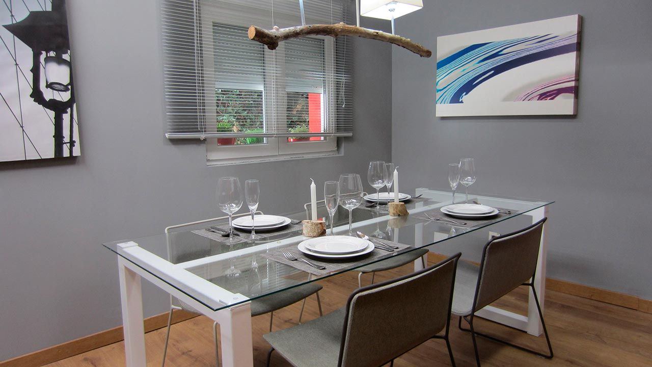 Cómo hacer una mesa de diseño de cristal paso 13