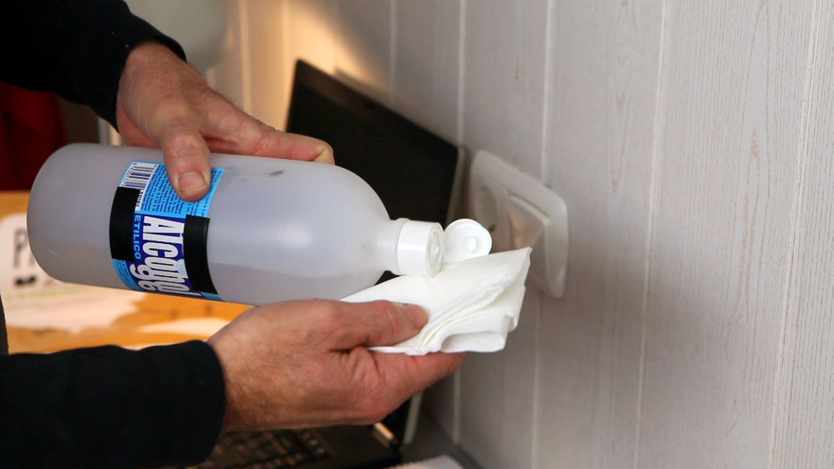 Usos de la masilla adhesiva paso 1