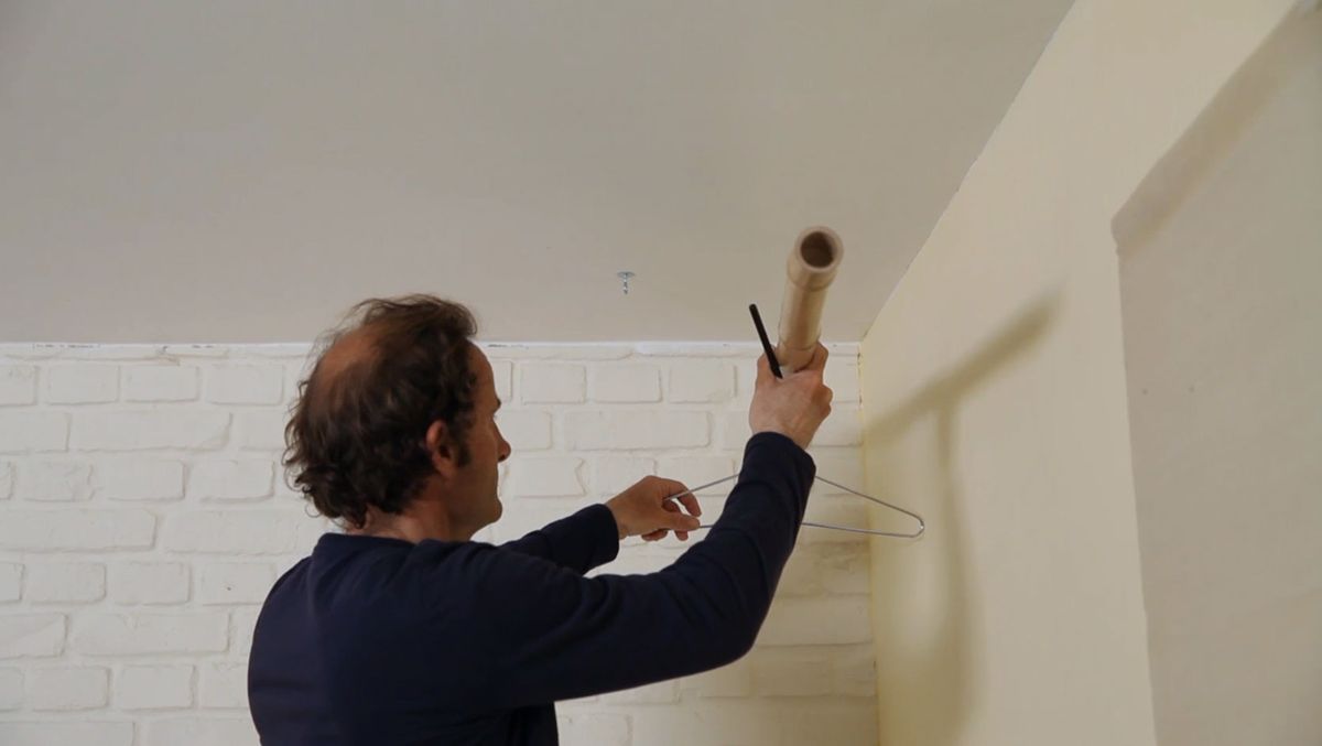 Cómo hacer un perchero con una caña de bambú paso 4