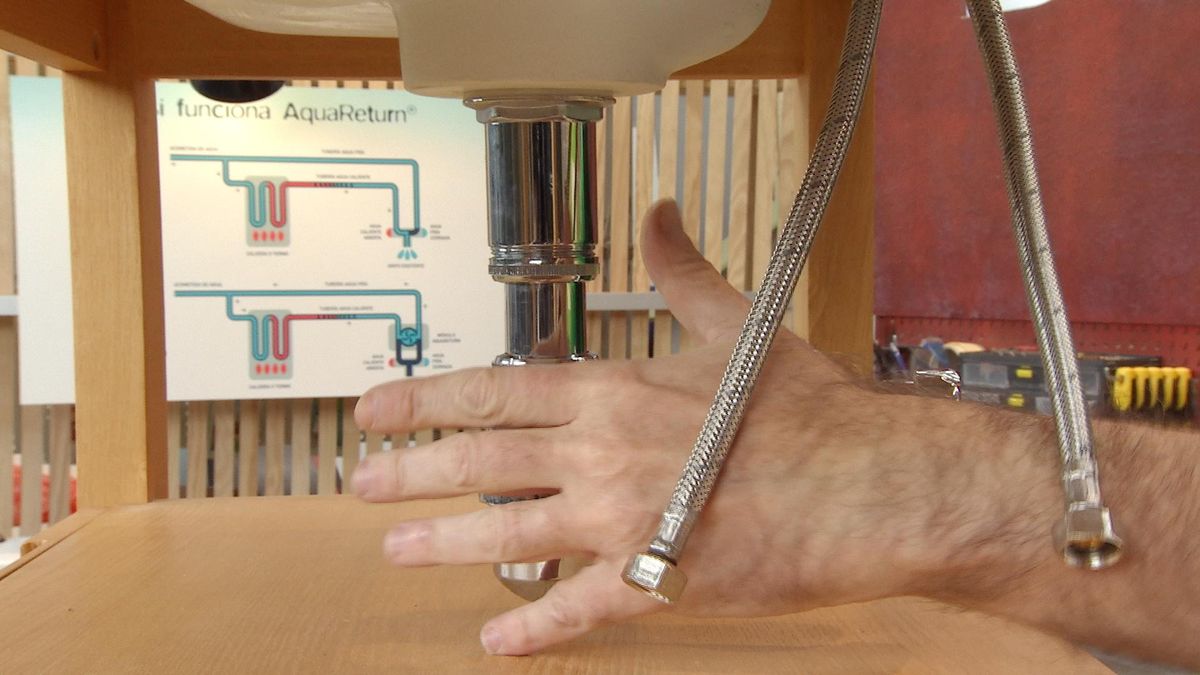 Mecanismo de ahorro de agua paso 4