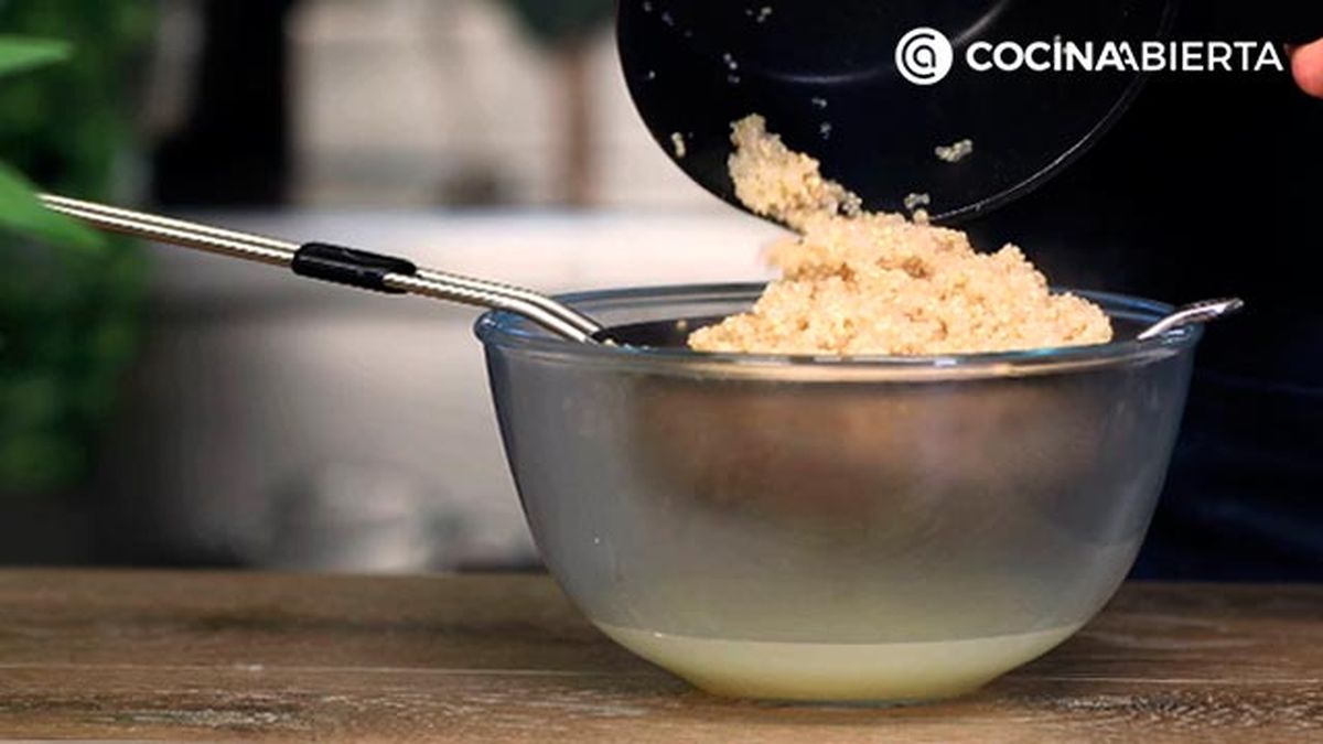 CTIS0871 receta ensalada de quinoa y gambas paso 2 ca