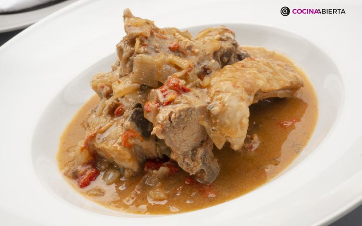 La caldereta de cabrito tiene raíces pastoriles