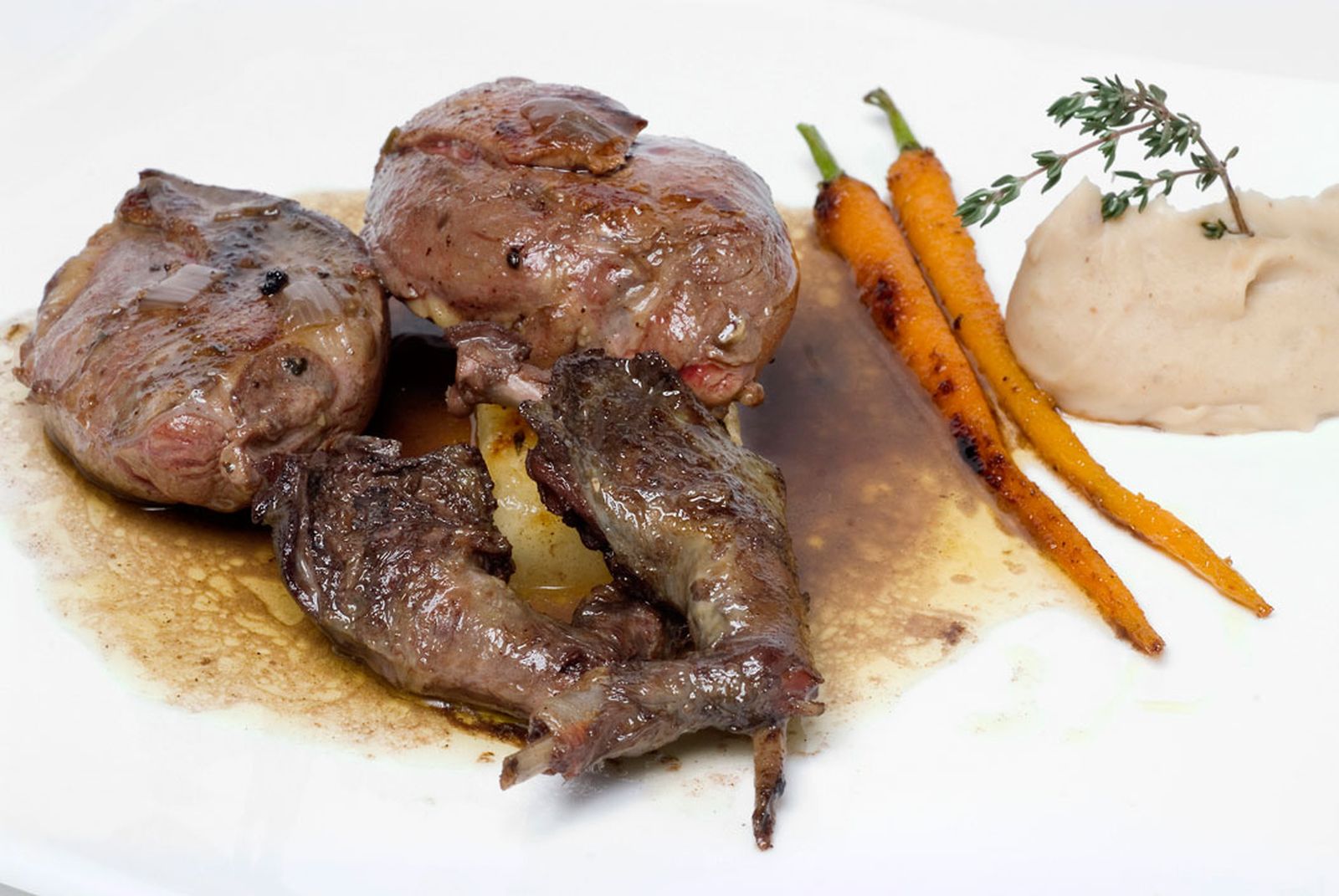 Paloma asada y guisada