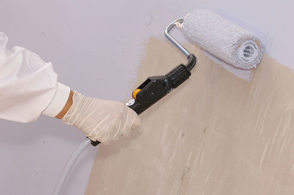 Rodillos eléctricos para pintar paso 6