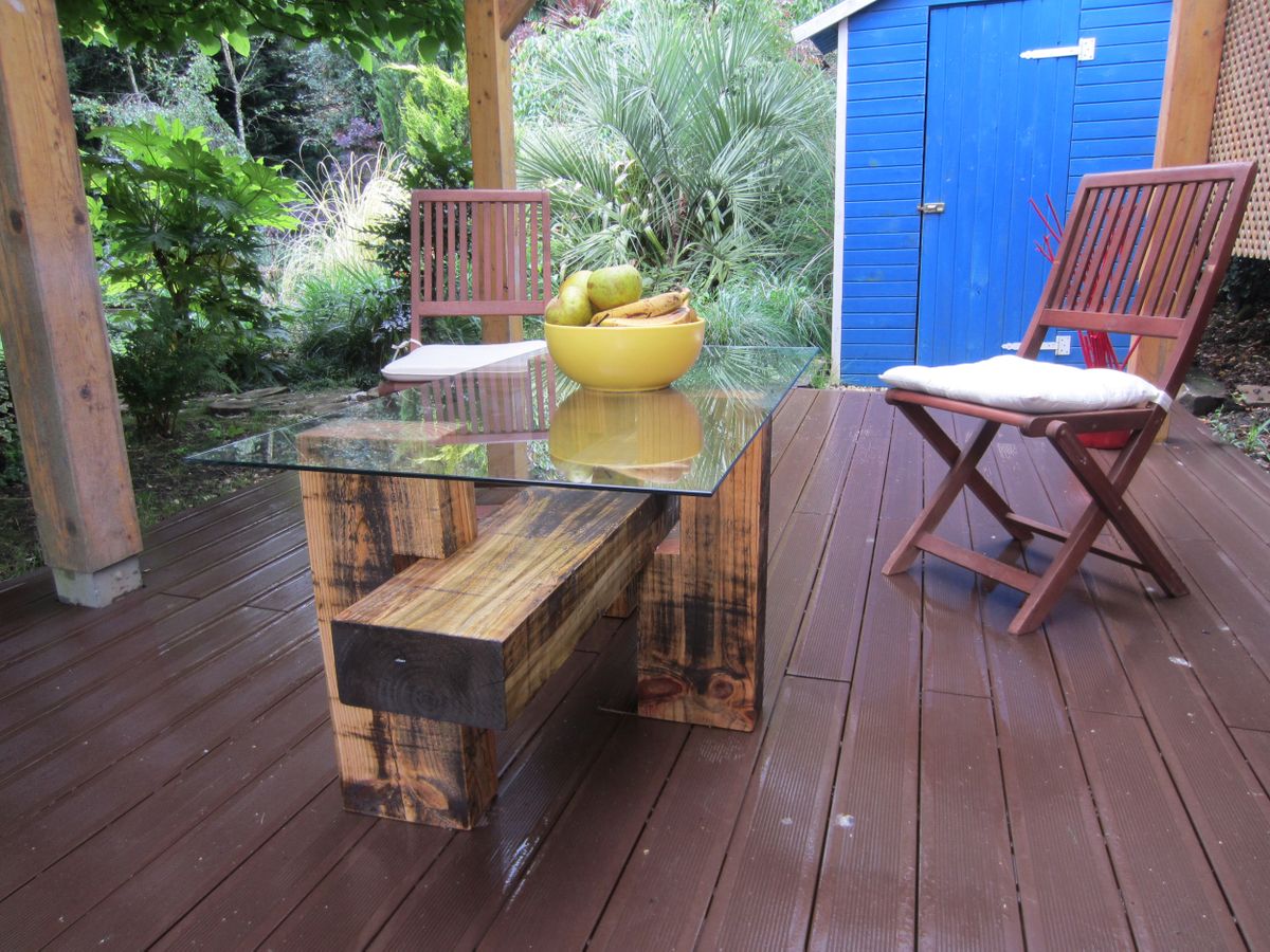 Mesa con traviesas paso 9