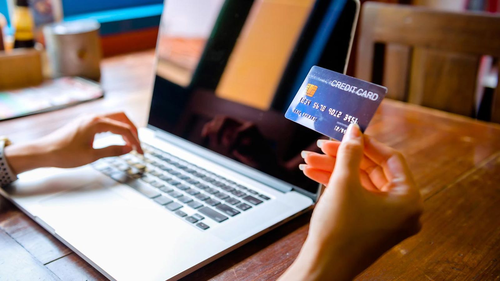 consejos para mejorar la ciberseguridad de tu tarjeta bancaria hogar