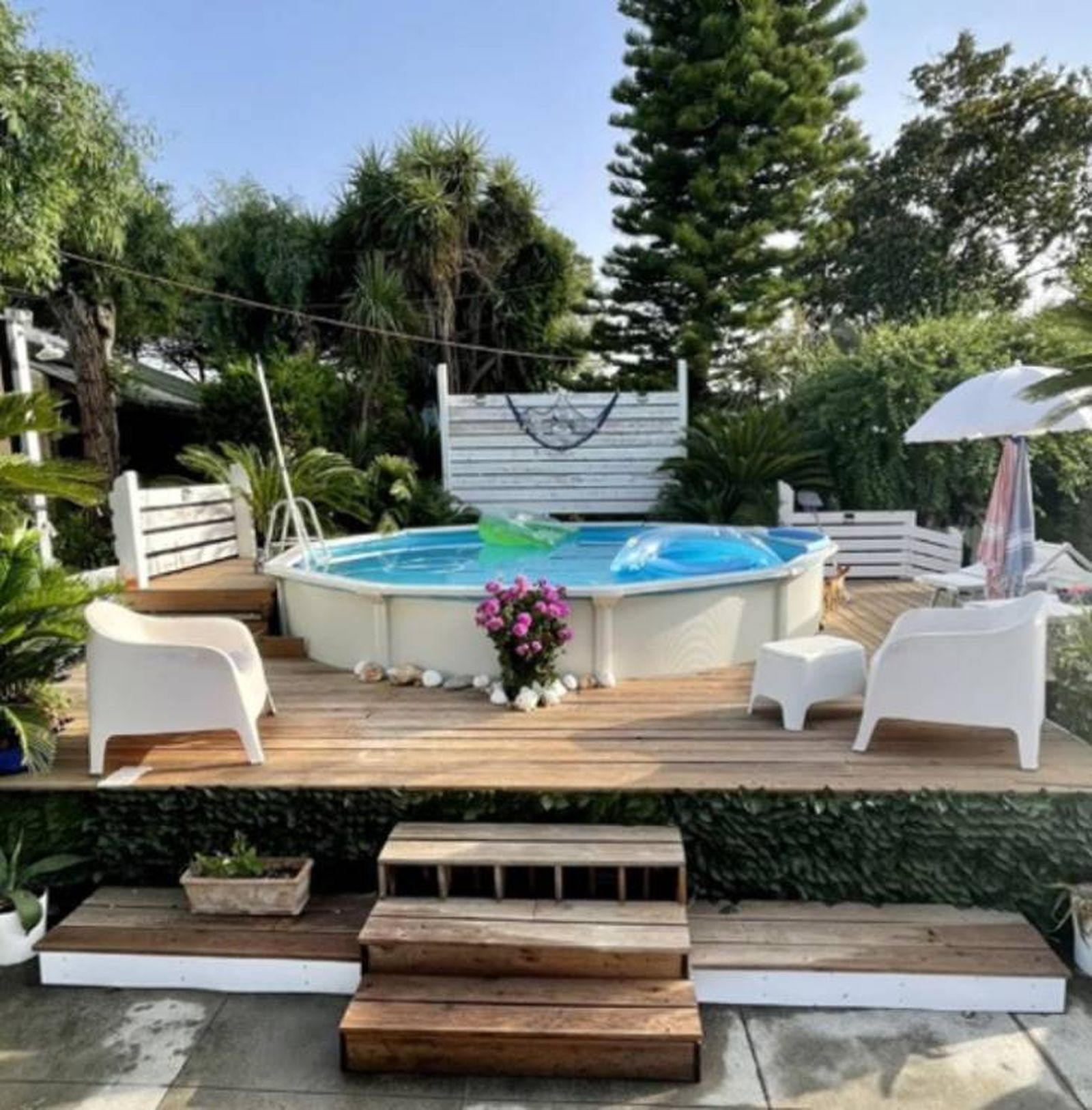 Inspiradoras ideas para piscinas en patios pequeños 6