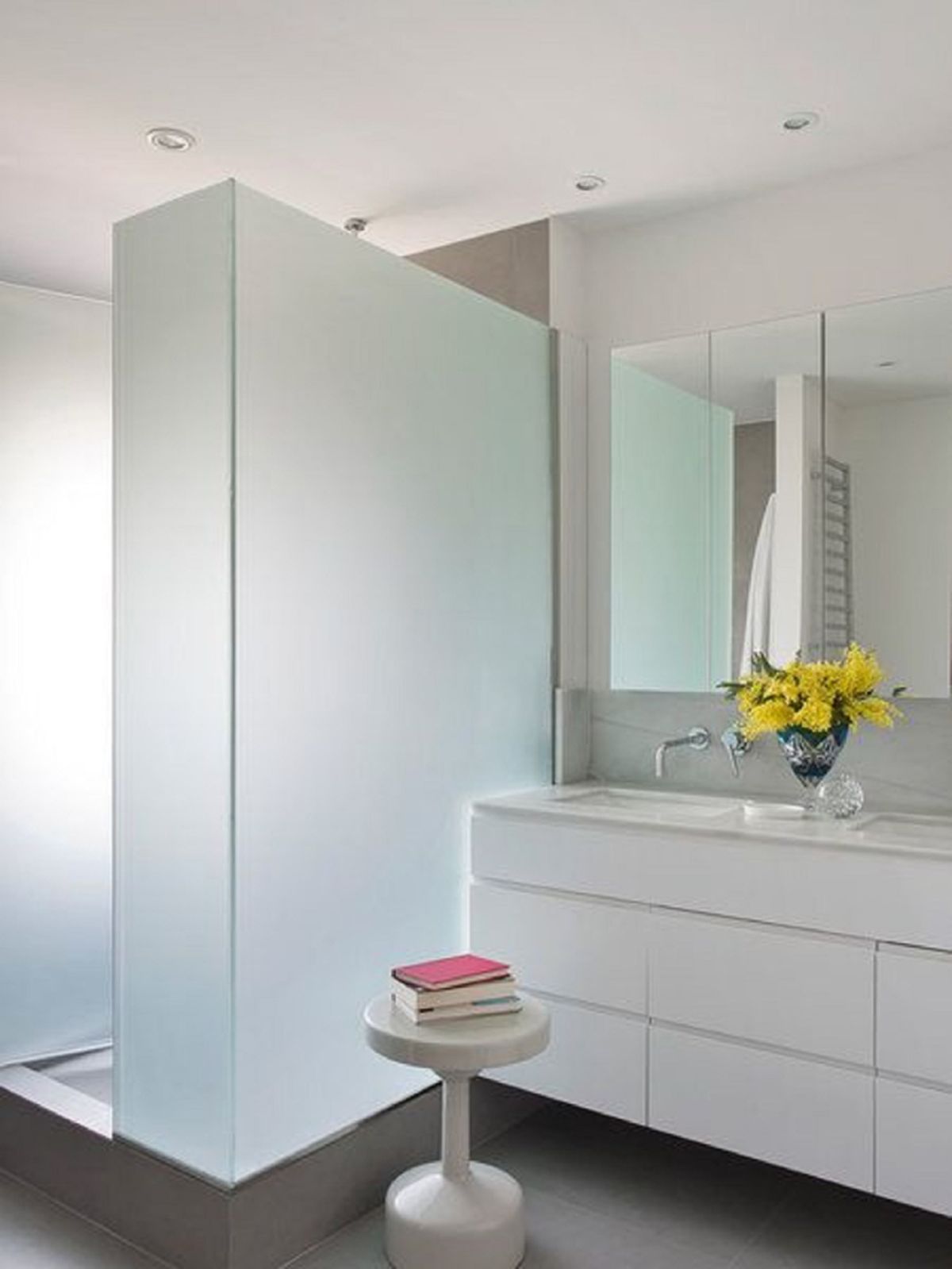 Duchas modernas principales protagonistas de los baños 7