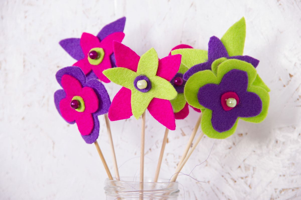 Ideas para hacer flores de fieltro 3