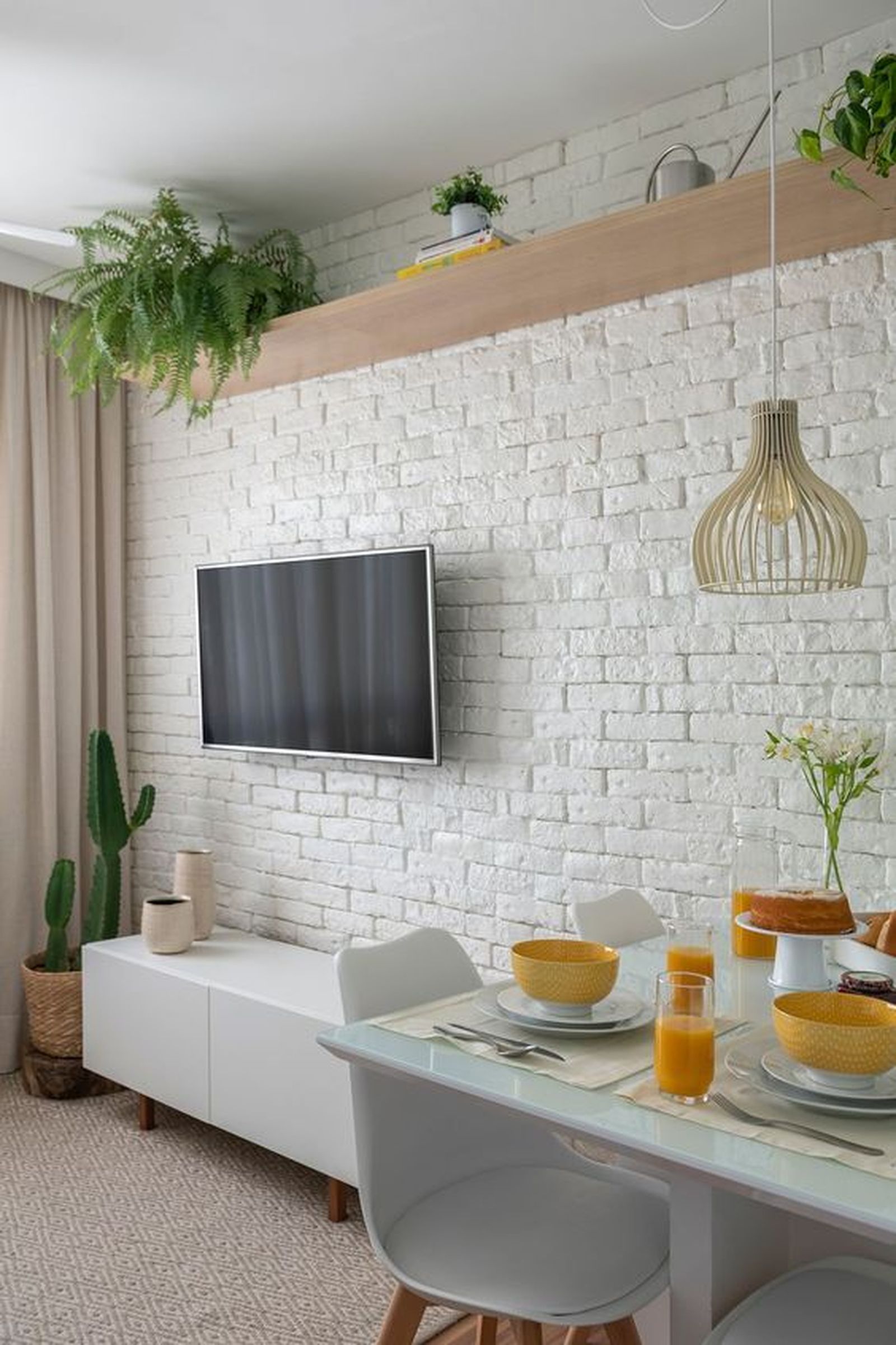 pared tv balda muy alta