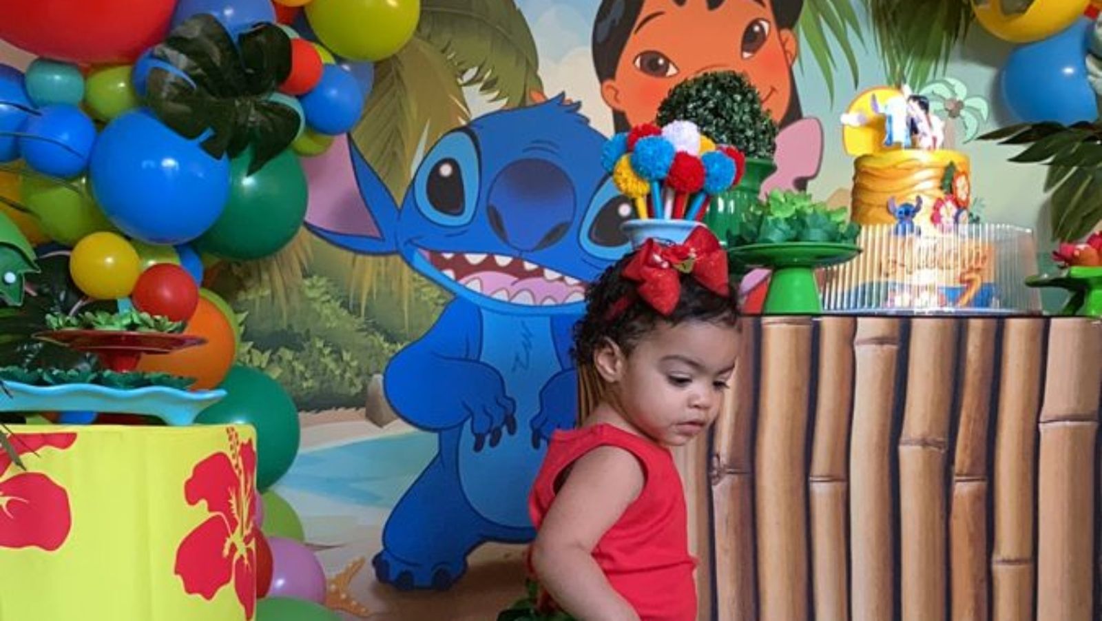 Decoración de cumpleaños de Stitch.