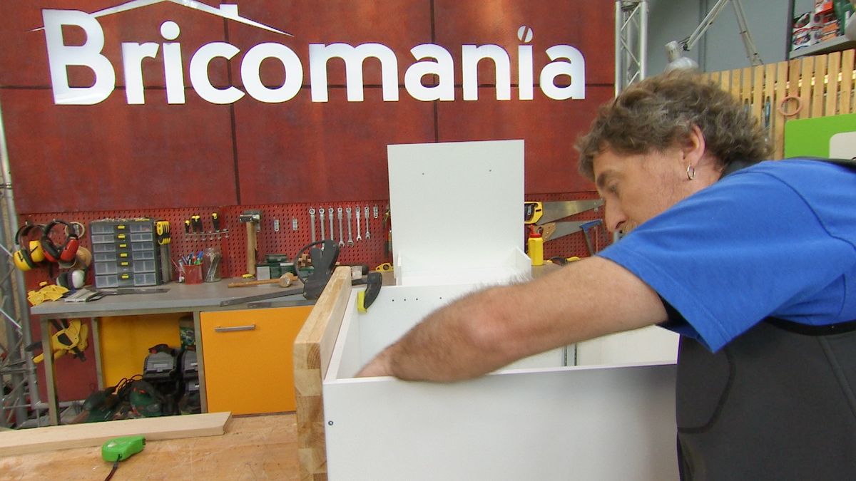 Mueble guarda bici paso 10