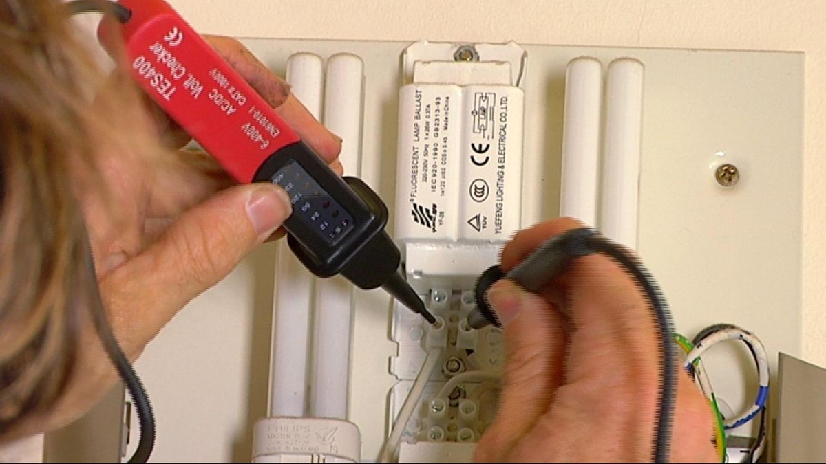 Comprobador de tensión paso 4