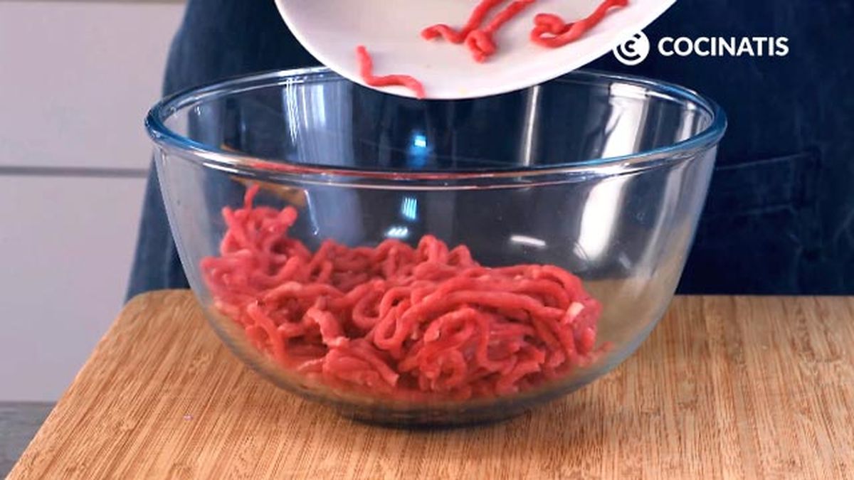 Receta de hamburguesa de carne picada y champiñones  paso 2