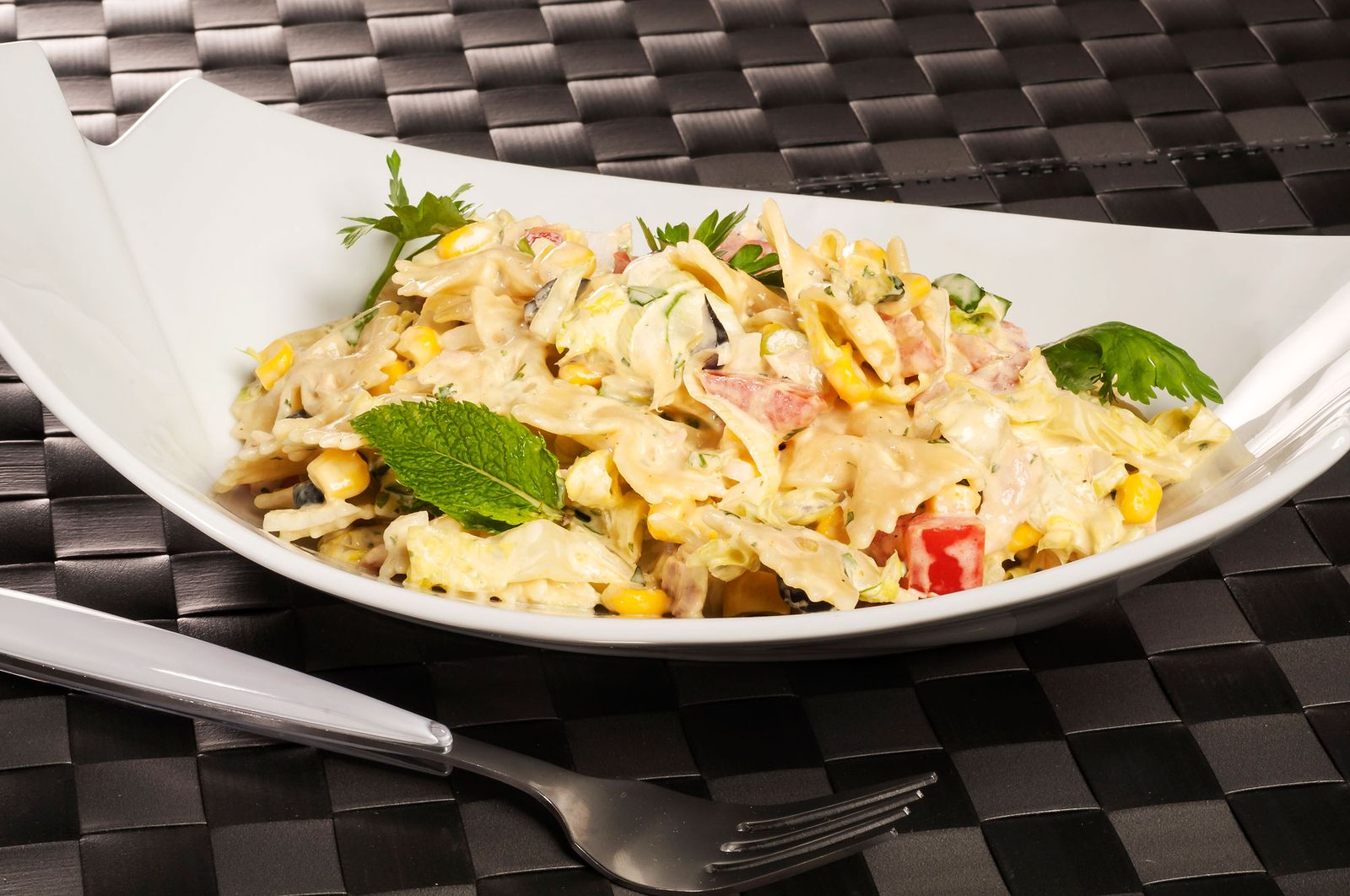 1689 Ensalada de pasta y curry xl